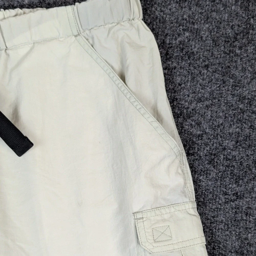 Vintage St Johns Bay Mens Beige Nylon Cargo Shorts Packable Belted Size Large